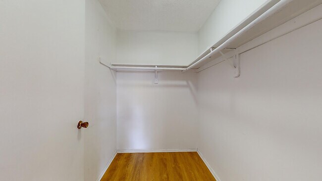 Building Photo - 8301 SW 142nd Ave