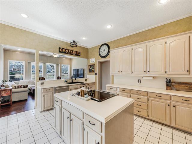 Building Photo - 1110 Hills Creek Dr