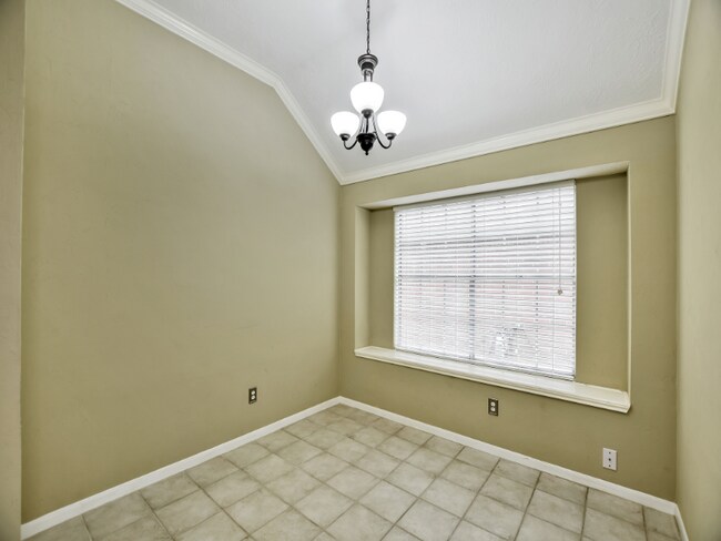 Building Photo - 15118 Red Cedar Cove Ln