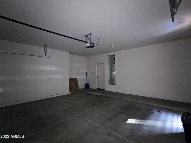 Building Photo - 16071 W Gelding Dr