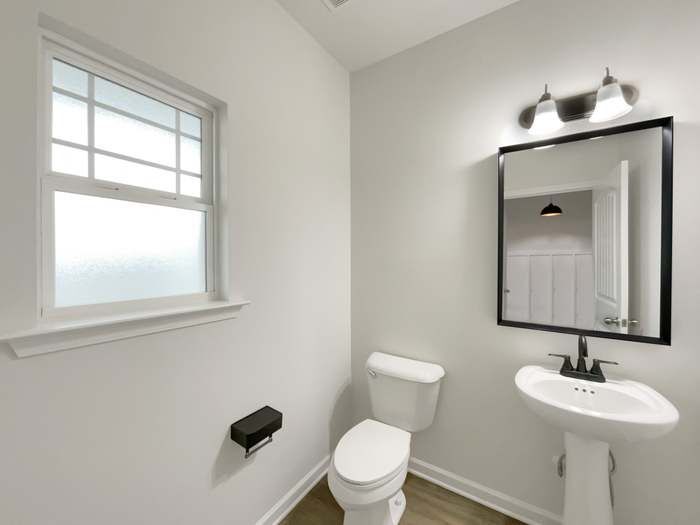 Building Photo - 203 Fount Hackney Ln