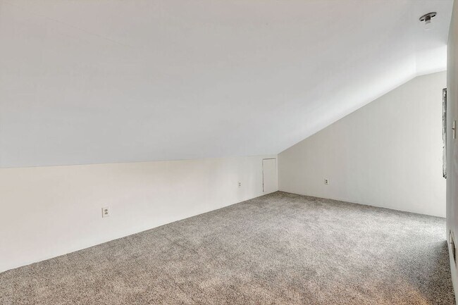 Building Photo - 1617 Westwood Ave