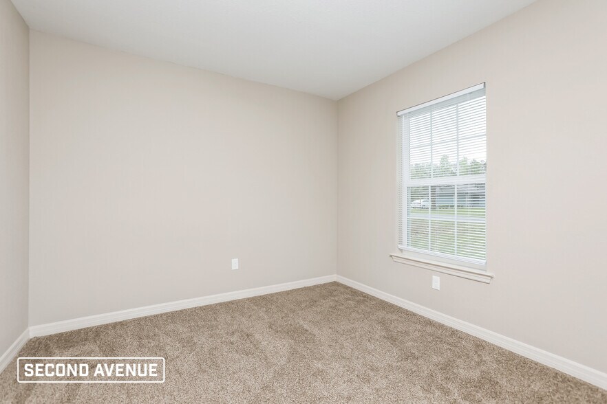 Building Photo - 4313 SW 141st Ln