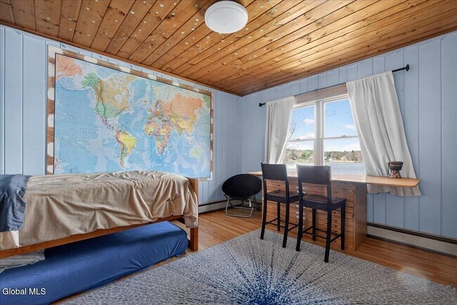 Building Photo - 15 Chase Ln