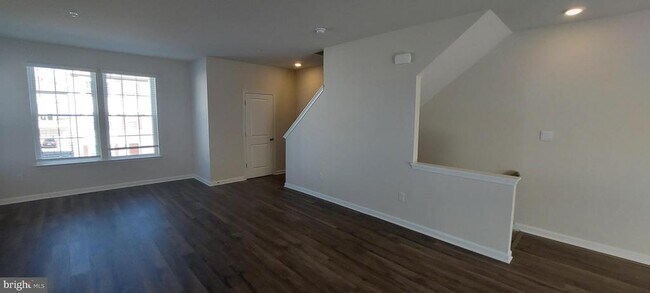 Building Photo - 1928 Fauna Dr