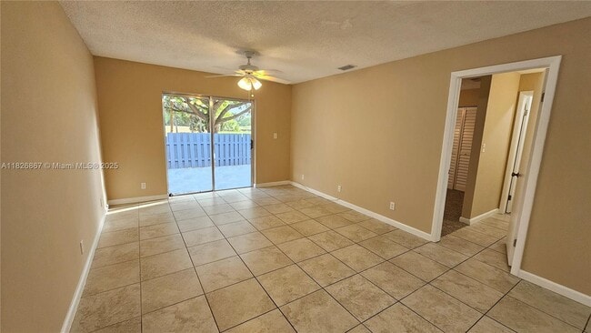 Building Photo - 8048 NW 41st Ct