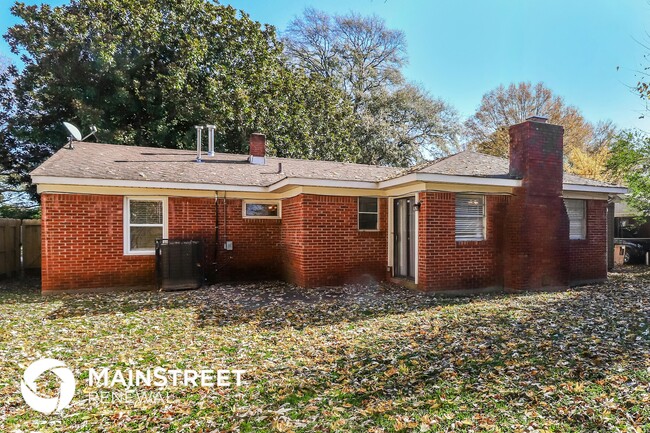Building Photo - 1753 Maxine St