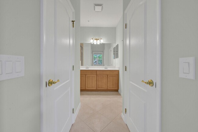 Building Photo - Spacious 3-Bedroom Townhome in the Prestigious Matera Community