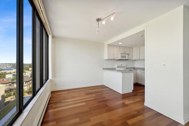 Building Photo - 1 bedroom in Seattle WA 98102