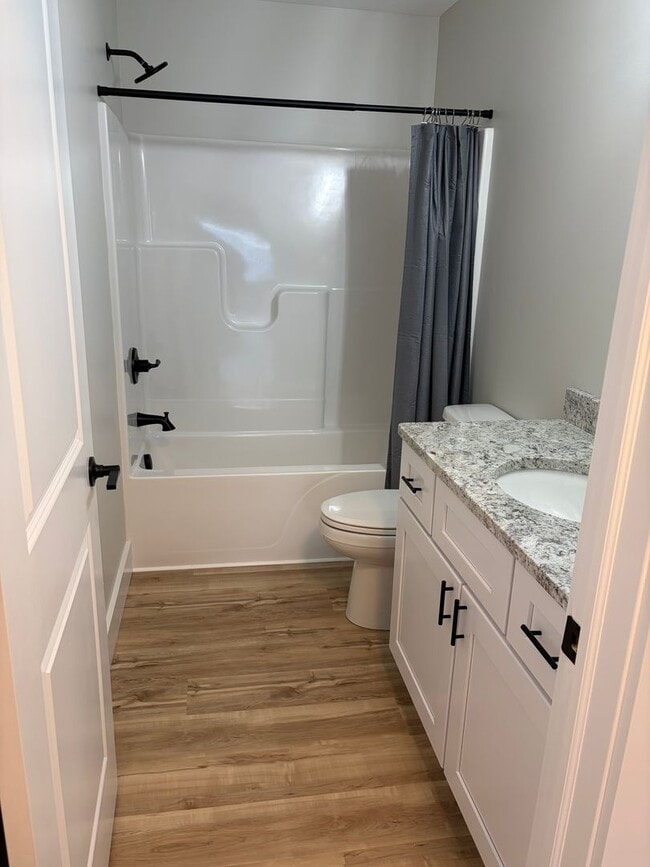 Building Photo - NEWLY BUILT CHARMING 3 BEDROOM HOME NEAR TOWN