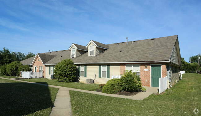 Building Photo - Highview Place Apartments