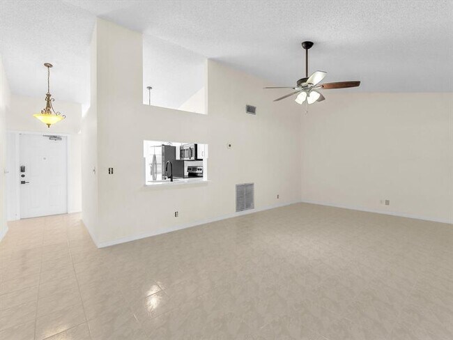 Building Photo - 19920 Tivoli Ct