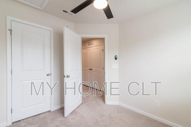 Building Photo - 5342 Austin Knoll Ct