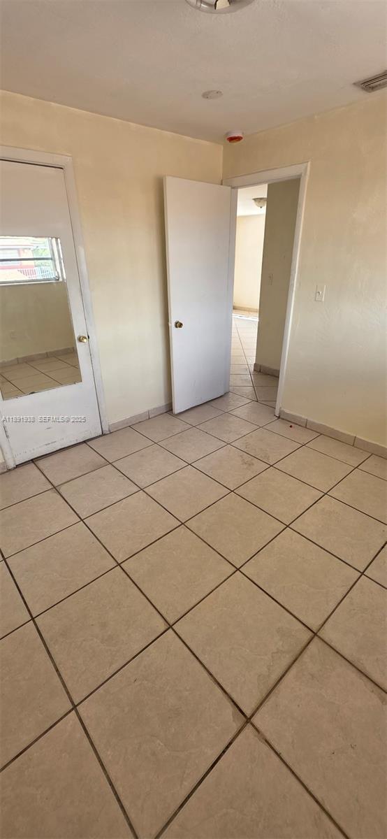 Building Photo - 664 W 29th St