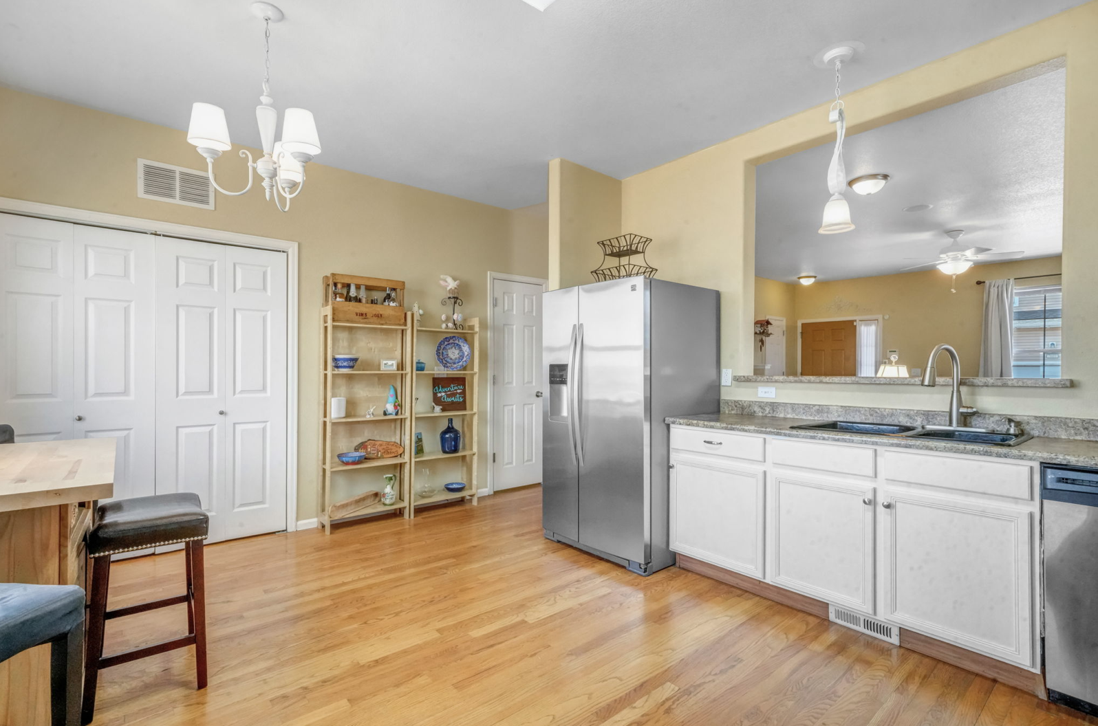 Kitchen/Laundry - 7662 Sandy Springs Pt