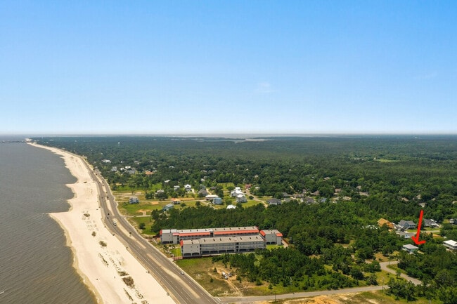 Building Photo - 111 Eleanor Ave