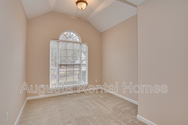 Building Photo - 4154 Hound Ct