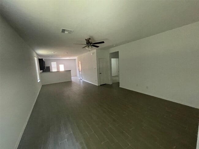 Building Photo - 25541 Northpark Palm Dr