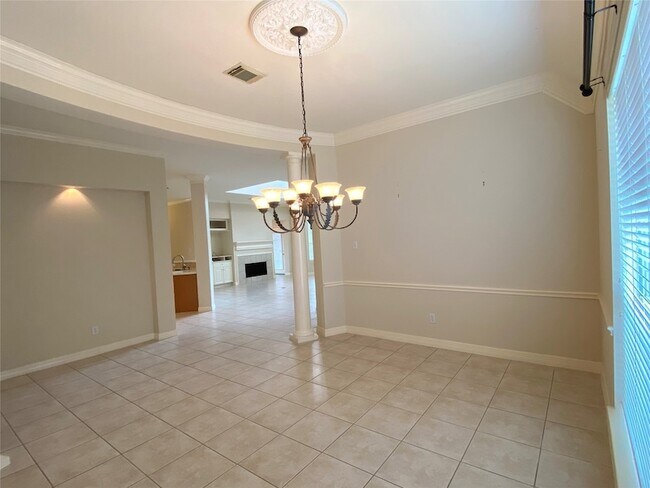 Building Photo - 4518 N Pine Brook Way