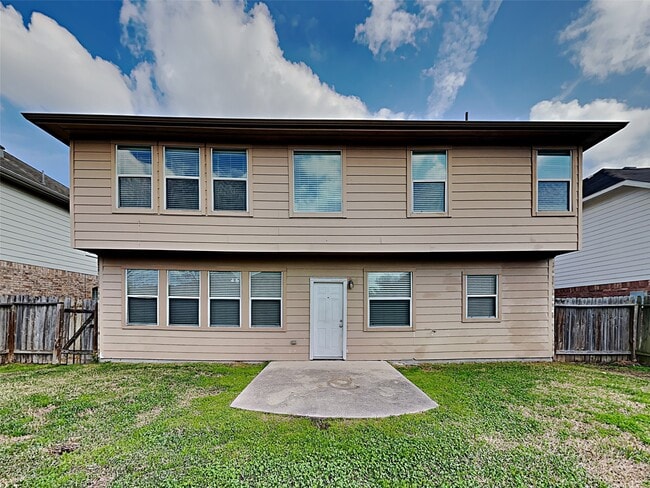 Building Photo - 1927 Makenna Ln