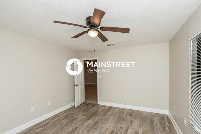 Building Photo - 3 Bedroom Pet-Friendly Home in Palm Bay, F...