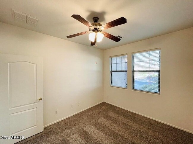 Building Photo - 28488 N Sunset Dr