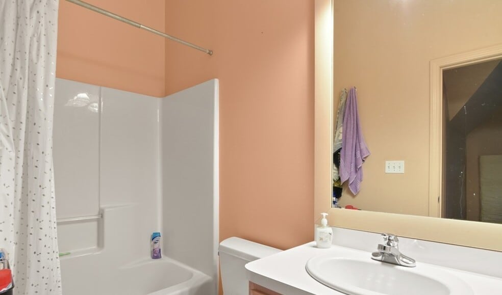 Building Photo - 216 Parker Hill Ave