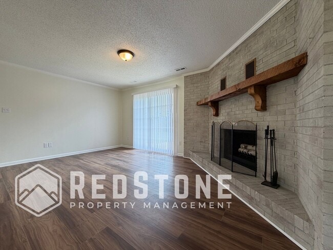 Building Photo - 3138 Whitesell Dr