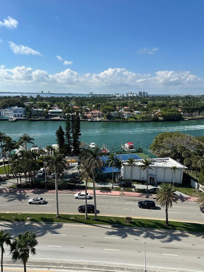 Building Photo - 5401 Collins Ave