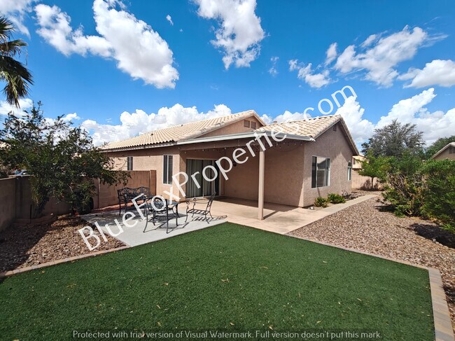 Building Photo - 9048 N Palm Brook Dr