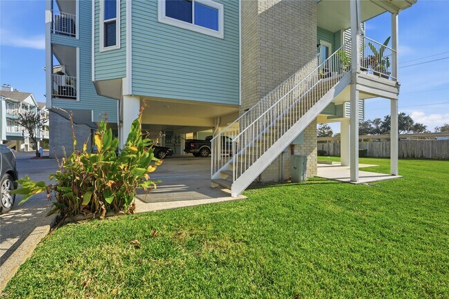 Building Photo - 18617 Egret Bay Blvd