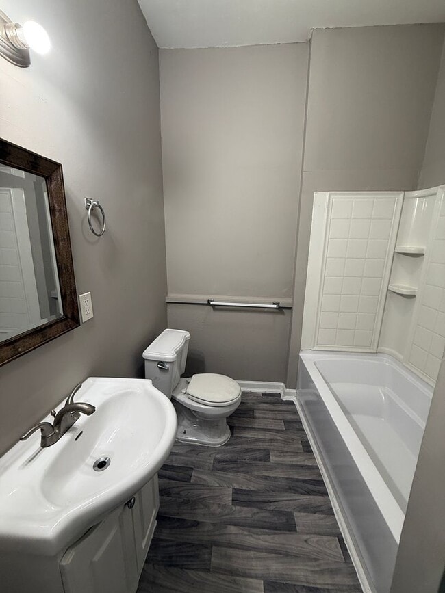 Building Photo - **AVAILABLE NOW**TOTAL ELECTRIC - 2 Bedroom / 2 Bathroom Home in Jordan/Johnson area of Columbus,...