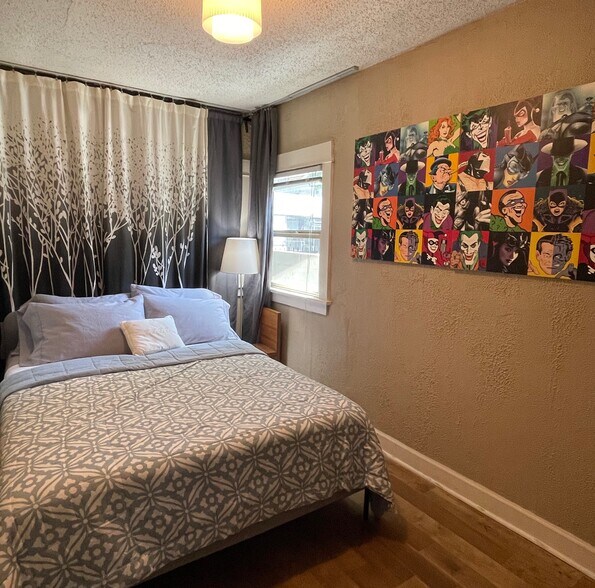 Building Photo - 6726 Leland Way