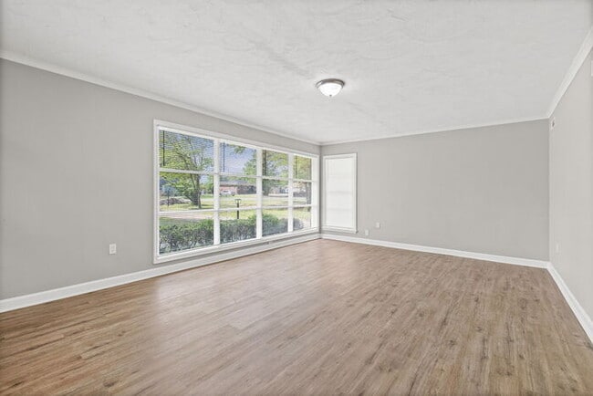 Building Photo - 1288 Davidson Dr