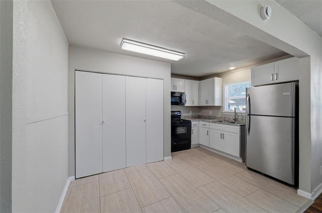 Building Photo - 110 Poplar St