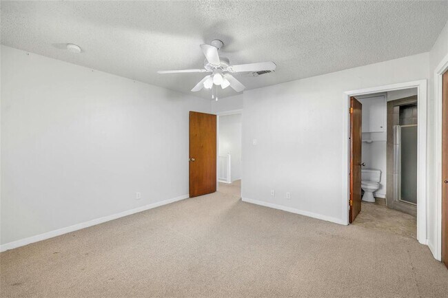 Building Photo - 8102 Ceberry Dr