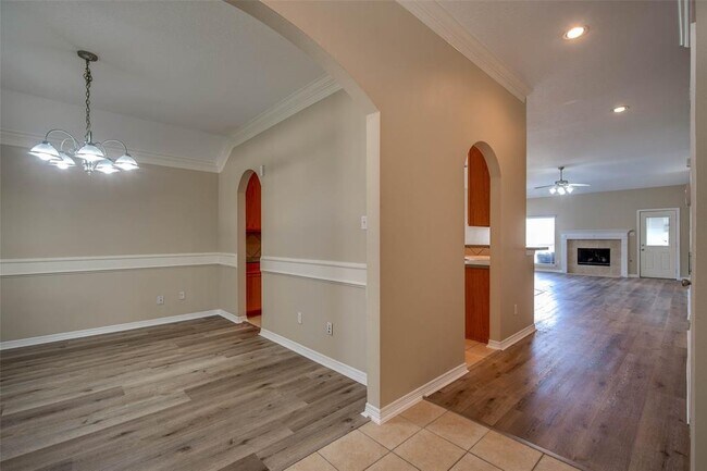 Building Photo - 20214 Sunset Ranch Dr