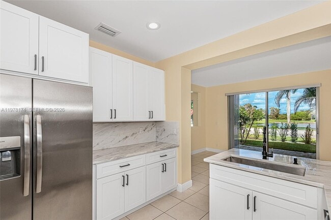 Building Photo - 15853 SW 10th St