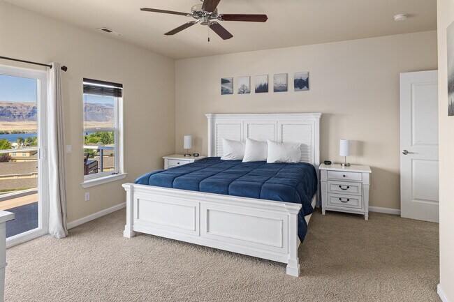 Building Photo - 9287 Riverview Way NW