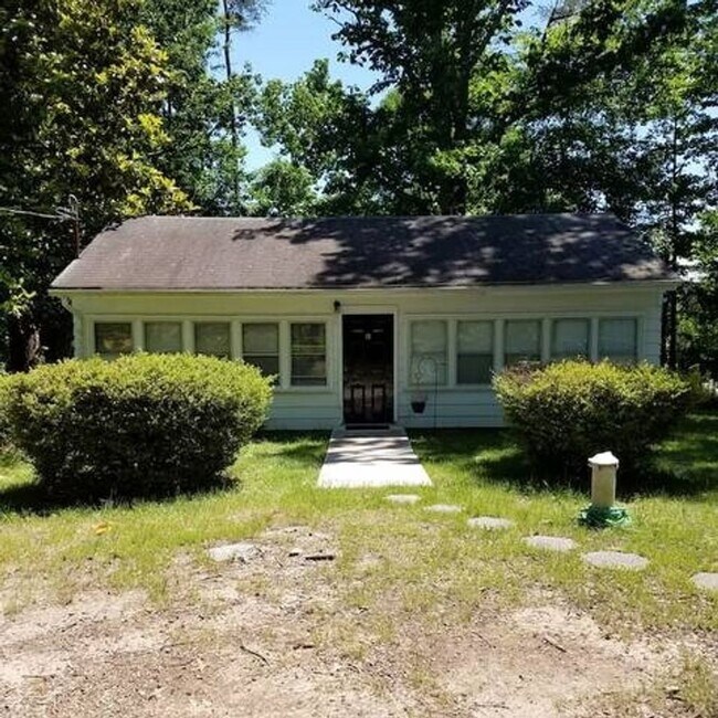 Building Photo - 11416 Bristol Rd