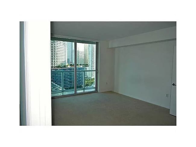 Living rm - 500 Brickell Ave