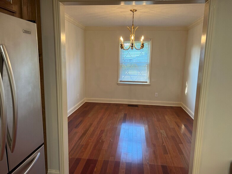 Building Photo - 8002 Shereton Rd SW