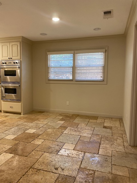 Dining room - 1604 Bangor Ave