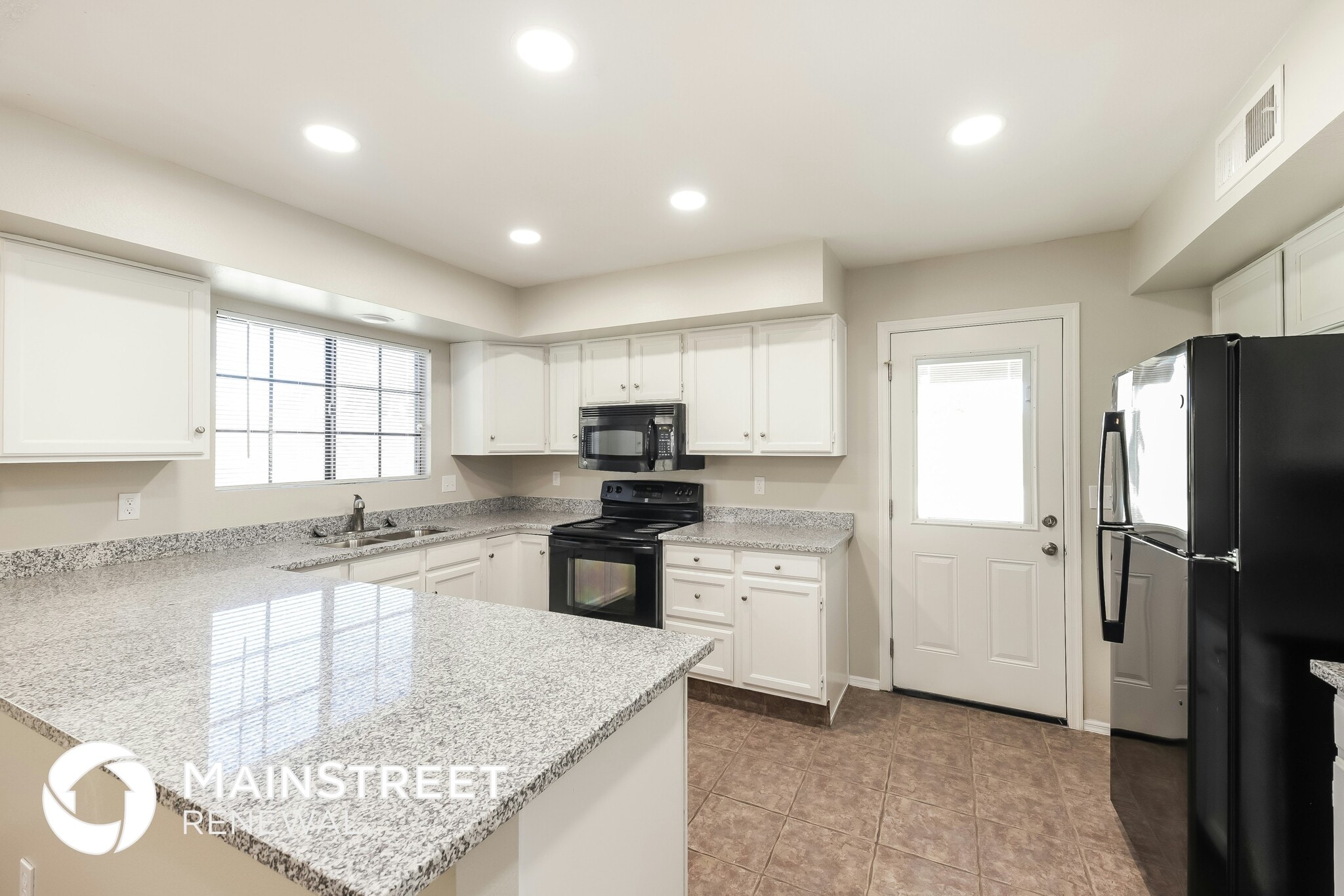 Building Photo - 5412 W Cochise Dr