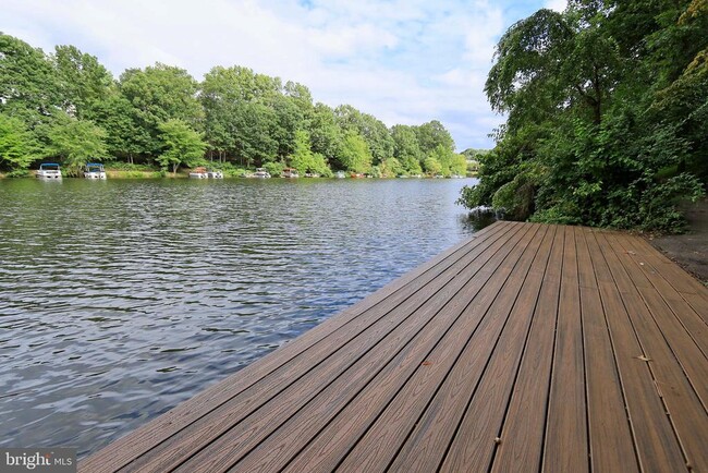 Building Photo - 11108 Boathouse Ct