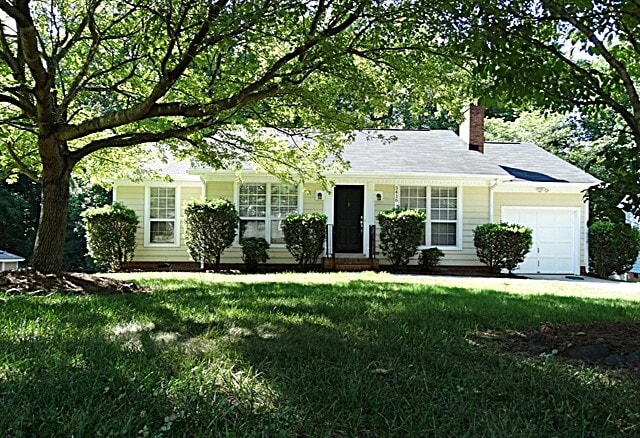 Building Photo - 3416 Armitage Dr
