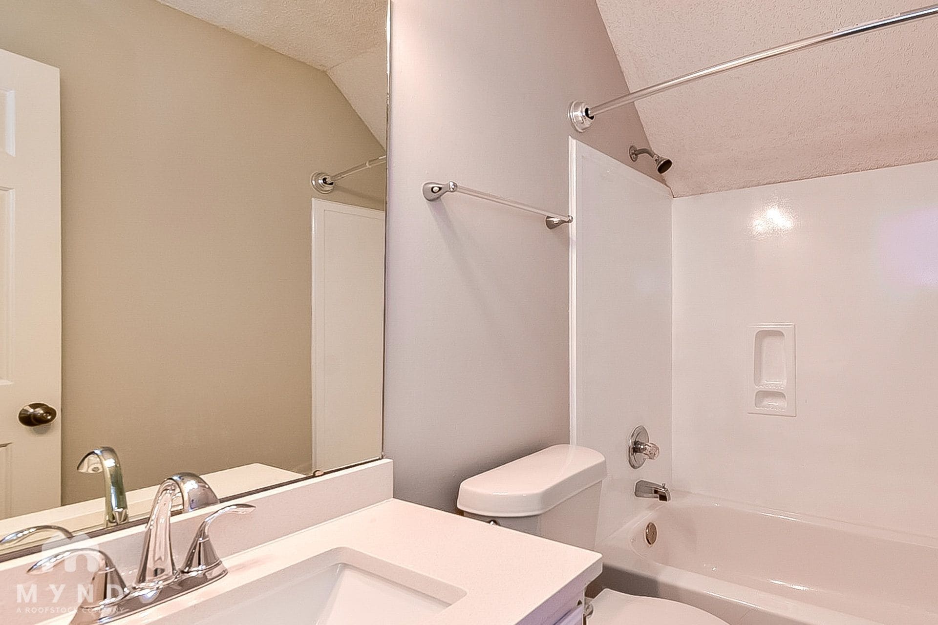 Building Photo - 4634 S Germantown Rd