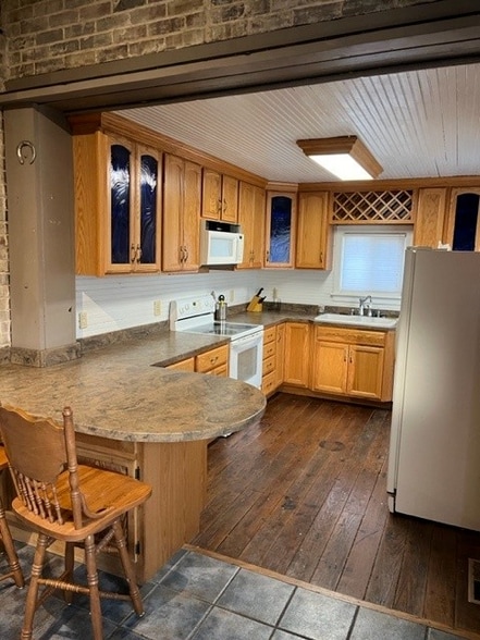 Building Photo - 415 N Gilbert St