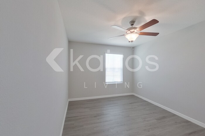 Building Photo - 4459 SW 85 Ln