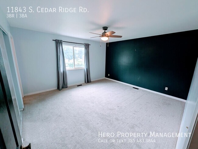 Building Photo - 11843 S Cedar Ridge Rd